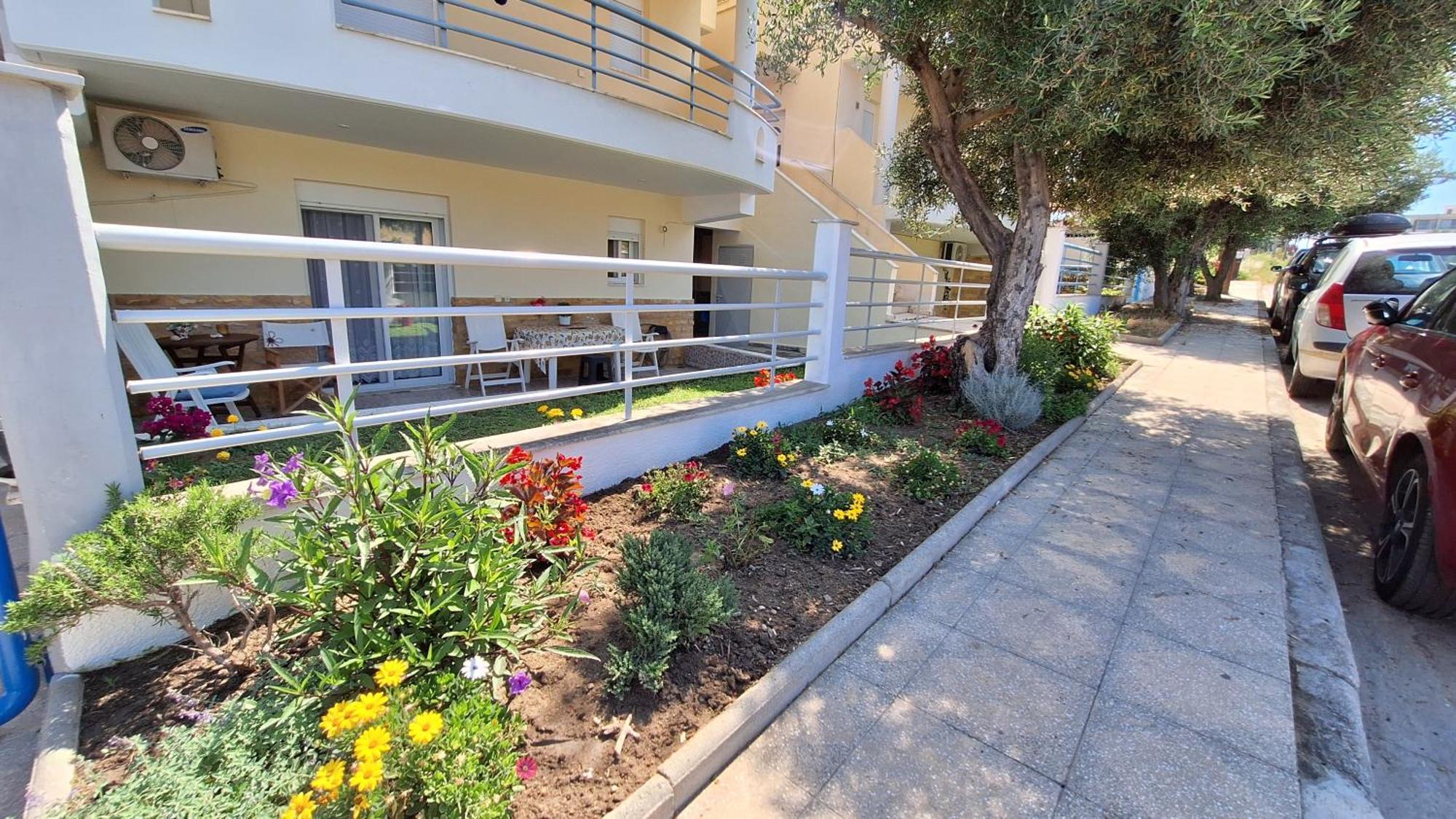 Дом отдыха Ly Kallithea (Chalkidiki)